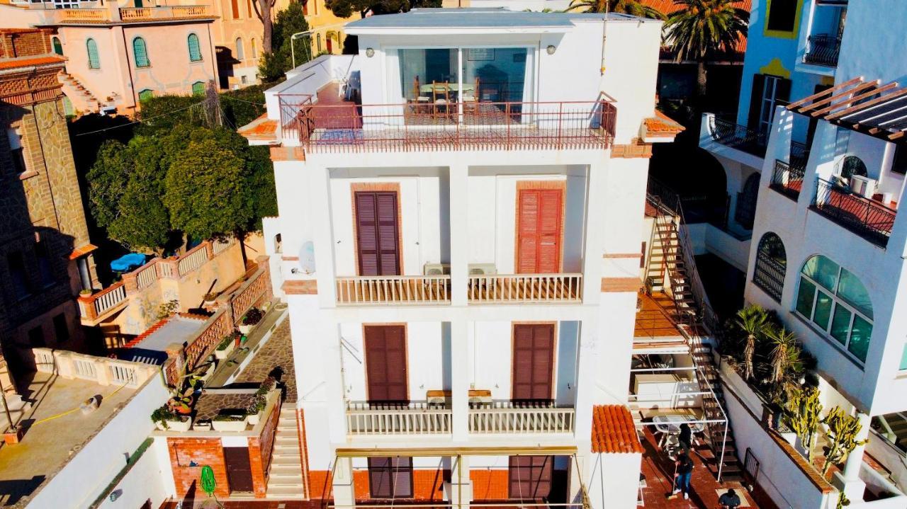 Be Your Home - Appartamento 4 Camere Sul Mare Scesa Al Mare Privata Santa Marinella Dış mekan fotoğraf