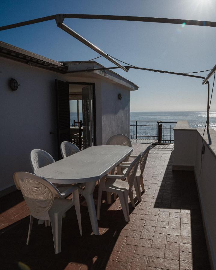 Be Your Home - Appartamento 4 Camere Sul Mare Scesa Al Mare Privata Santa Marinella Dış mekan fotoğraf